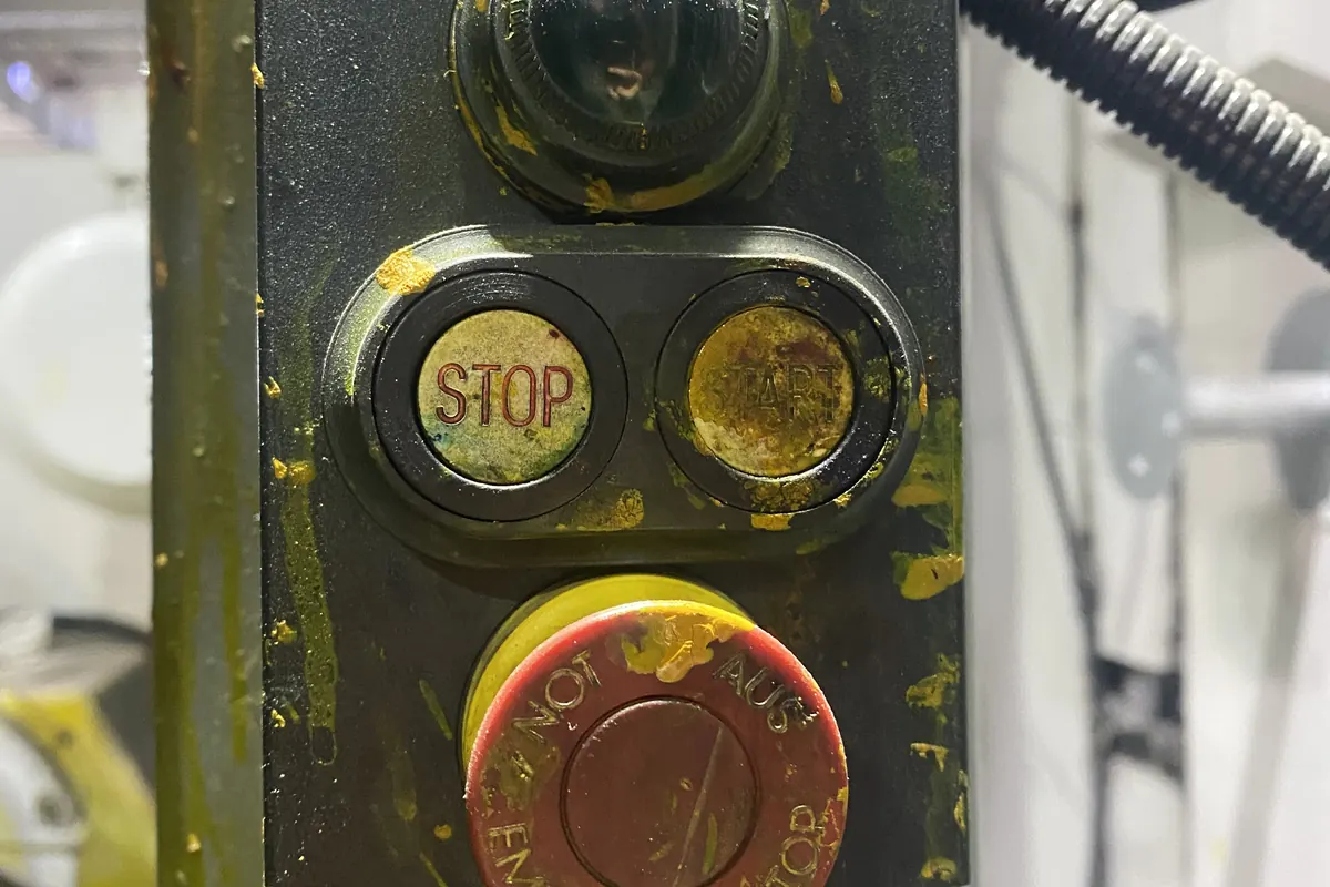Ex korumalı start/stop ve acil durdurma butonu